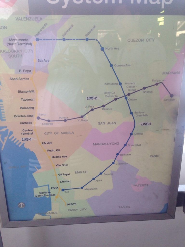 マニラの電車LRTの路線図