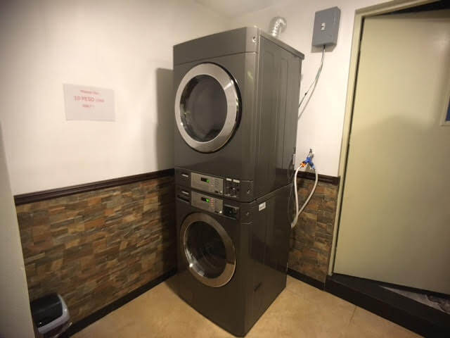 セブ島東横インの乾燥機付き洗濯機