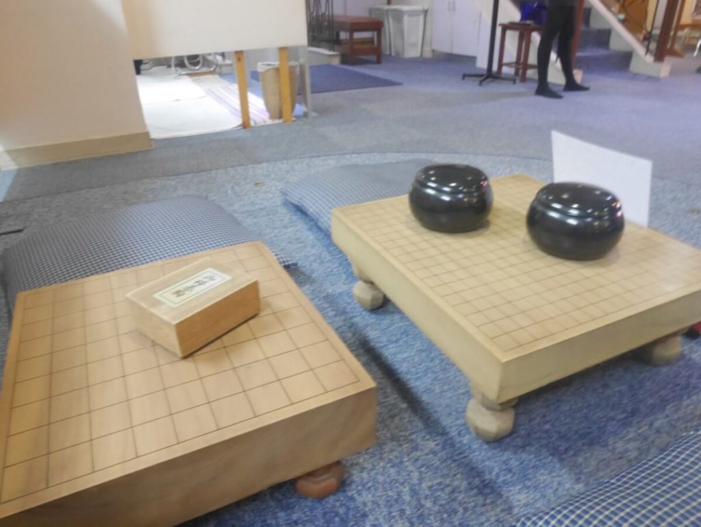 将棋と囲碁盤