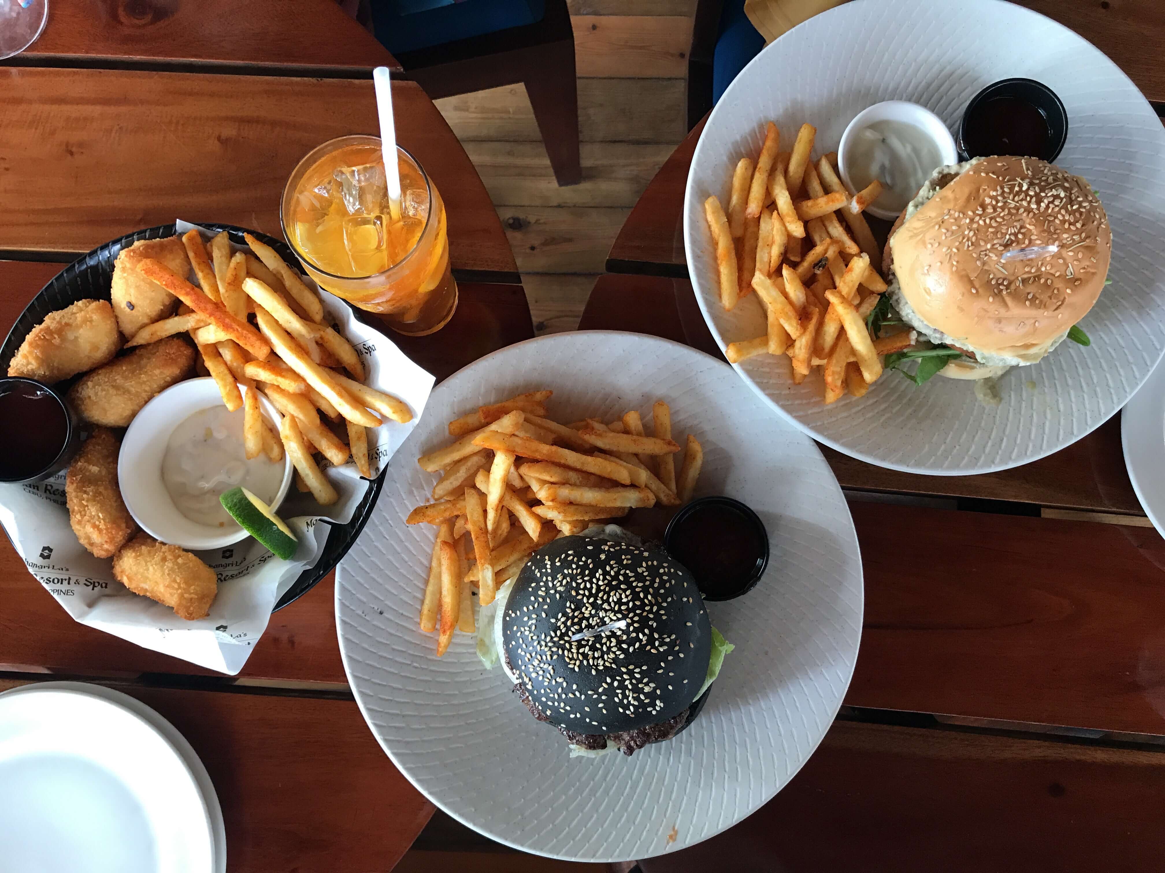 セブ島 ハンバーガーはシャングリラのbuko Barが美味しくて侮れない フィリピン留学ブログ